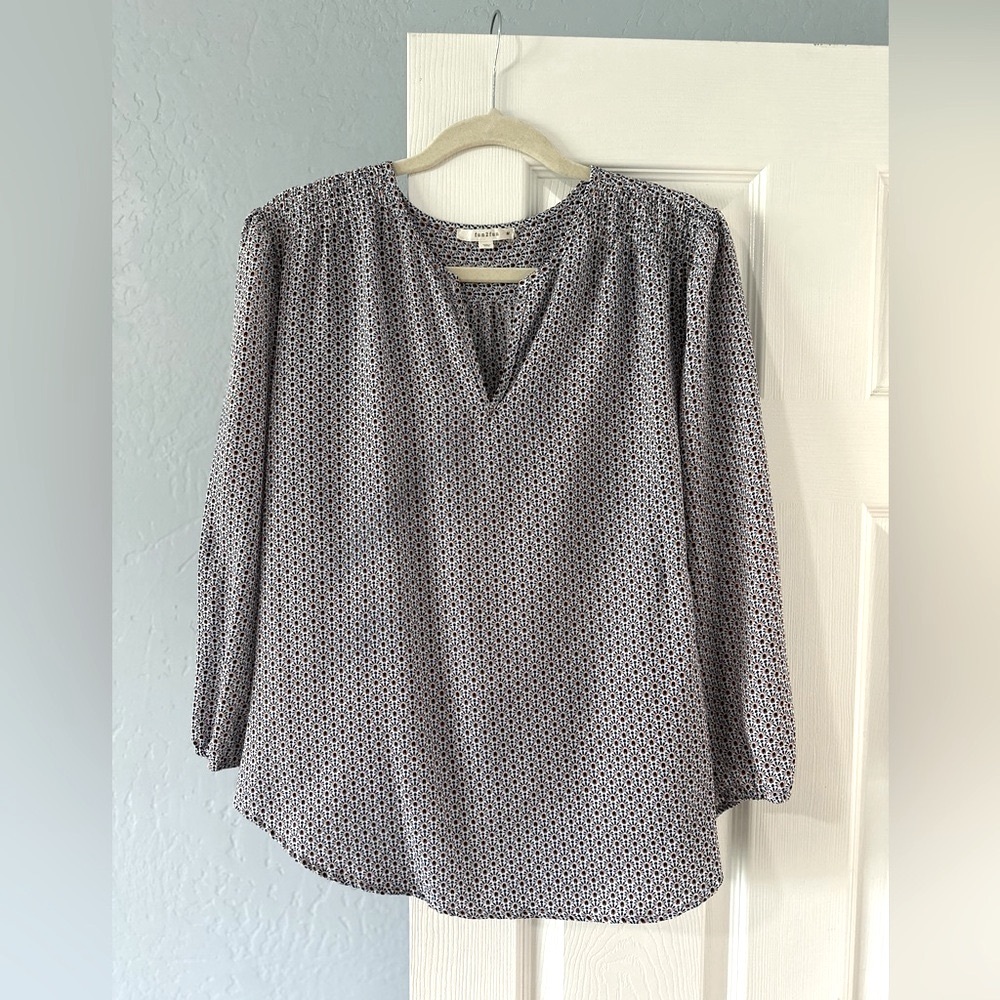 Fun2Fun, Split Neck Blouse, size M